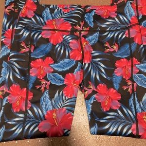 Feed Me Fight Me Hibiscus Leggings